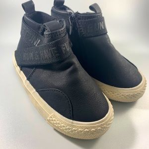 Boy shoes